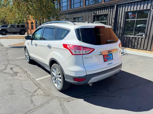 Used 2015 Ford Escape SE w/ SE Chrome Package AWD/4WD image 2