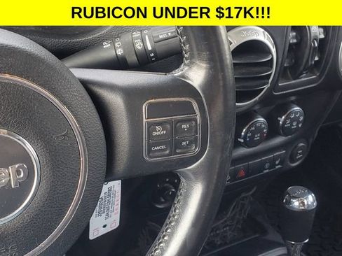 Used 2017 Jeep Wrangler Unlimited Rubicon w/ Cold Weather Group AWD/4WD image 16
