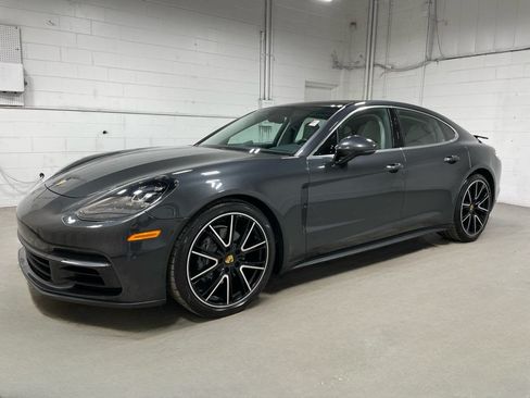 Used 2018 Porsche Panamera 4 w/ Premium Package AWD/4WD image 1