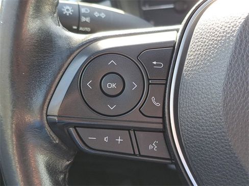 Used 2023 Toyota Corolla SE image 18