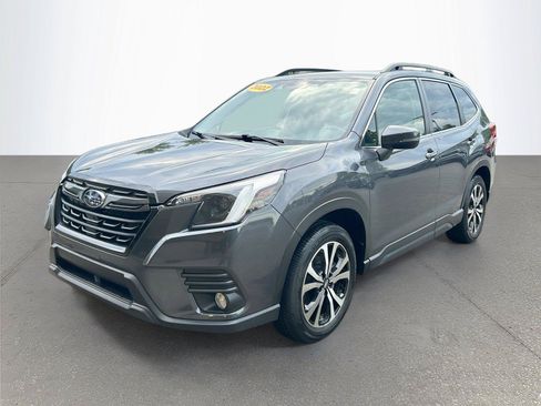 Used 2022 Subaru Forester Limited AWD/4WD image 8