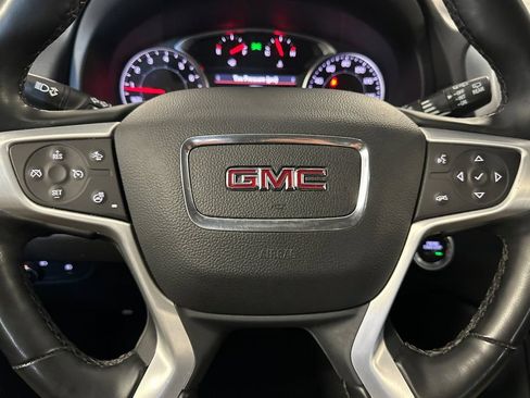 Used 2024 GMC Terrain SLT AWD/4WD image 24