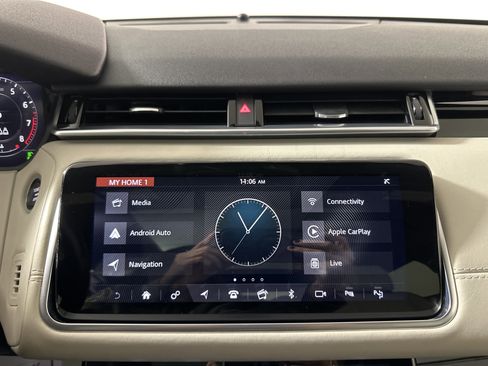 Used 2020 Land Rover Range Rover Velar R-Dynamic HSE image 14
