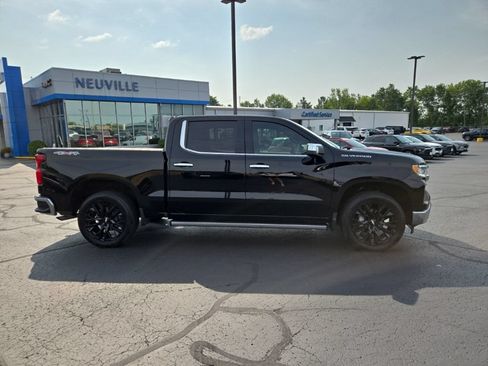 Used 2025 Chevrolet Silverado 1500 LTZ w/ LTZ Premium Package AWD/4WD image 3