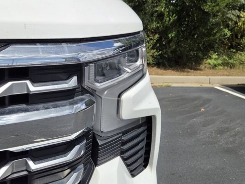 Used 2023 Chevrolet Silverado 1500 LTZ w/ LTZ Convenience Package II AWD/4WD image 7
