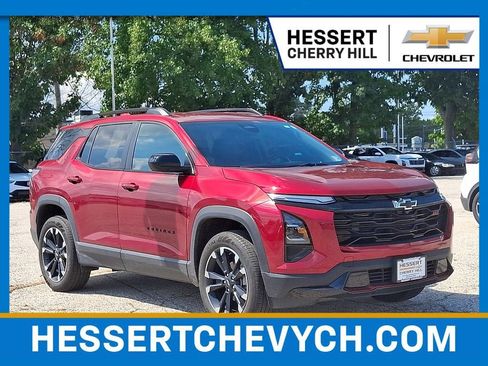 Certified 2025 Chevrolet Equinox RS FWD image 1