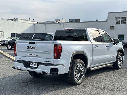 New 2026 GMC Sierra 1500 Denali Ultimate w/ LPO, Black Badging Package AWD/4WD image 2