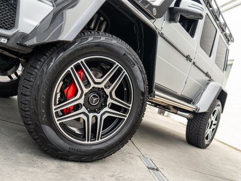 Used 2018 Mercedes-Benz G 550 Squared image 4