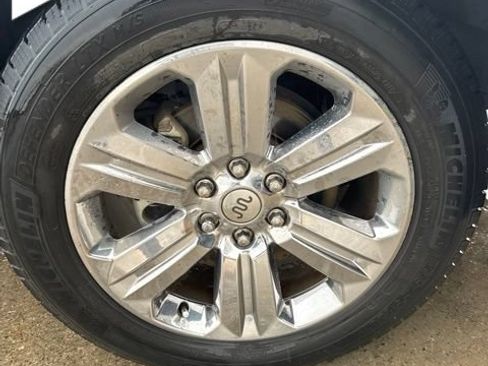 Used 2019 Ford F150 King Ranch w/ Equipment Group 601A Luxury AWD/4WD image 4