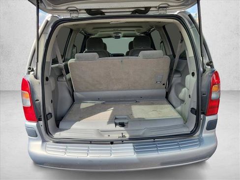 Used 2001 Chevrolet Venture LS FWD image 17
