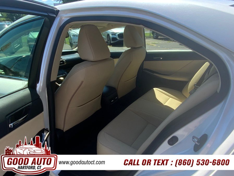Used 2016 Lexus IS 300 AWD w/ Navigation System Package image 12