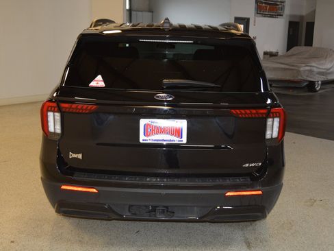 Used 2026 Ford Explorer ST-Line AWD/4WD image 4