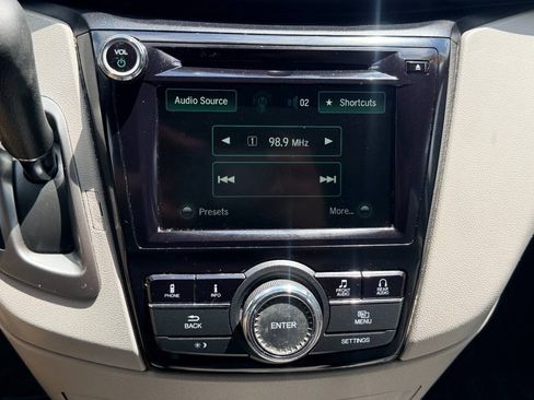 Used 2016 Honda Odyssey EX-L image 42
