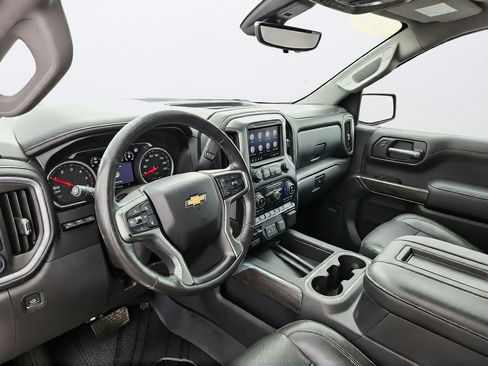 Used 2020 Chevrolet Silverado 1500 LTZ w/ LTZ Premium Package AWD/4WD image 11