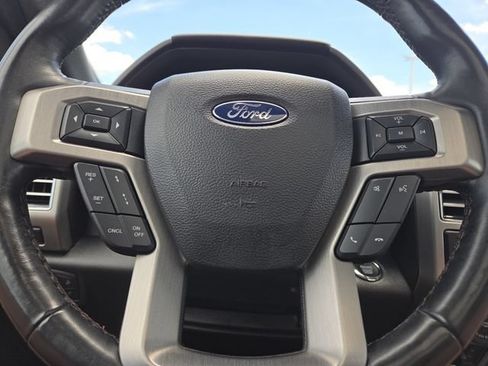 Used 2018 Ford F150 Platinum w/ Equipment Group 701A Luxury AWD/4WD image 42