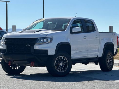 Used 2022 Chevrolet Colorado ZR2 image 2