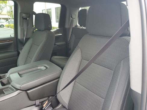 Used 2024 GMC Sierra 1500 Elevation w/ LPO, Elevation Black Package image 10