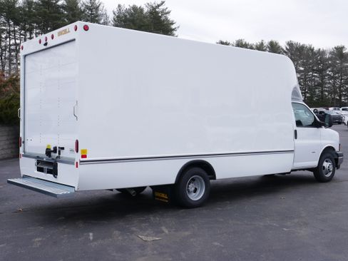 New 2025 Chevrolet Express 3500 w/ Power Convenience Package RWD image 11