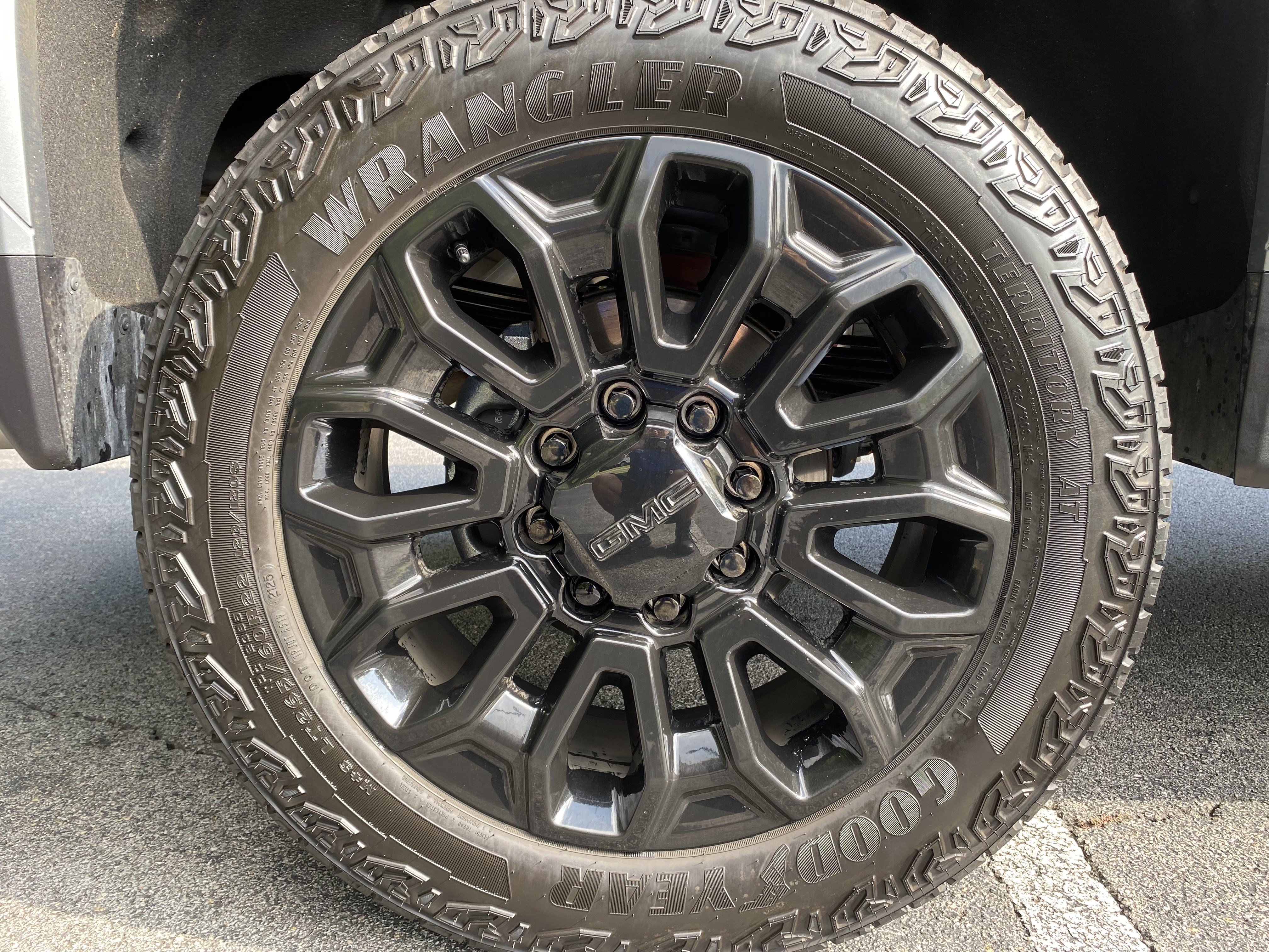 Used 2026 GMC Sierra 2500 Denali Ultimate AWD/4WD image 47