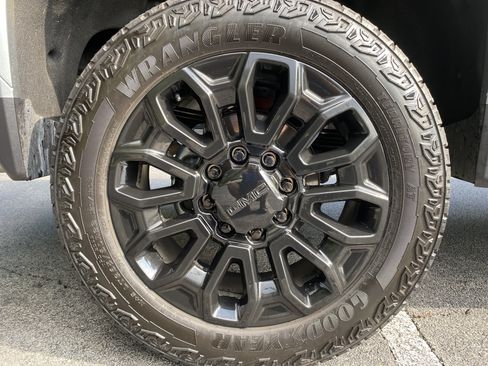 Used 2026 GMC Sierra 2500 Denali Ultimate AWD/4WD image 47