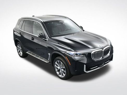 Used 2025 BMW X5 xDrive50e image 21