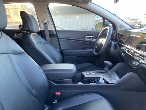 New 2026 Kia Sportage EX w/ EX Panorama Roof Package image 15