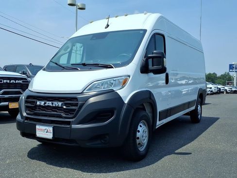 Used 2023 RAM ProMaster 2500 FWD image 3