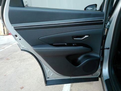 Used 2023 Hyundai Tucson SEL w/ Cargo Package image 18