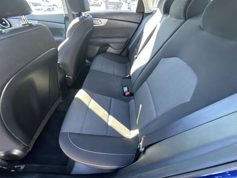 Used 2023 Kia Forte LXS w/ LXS Technology Package image 27