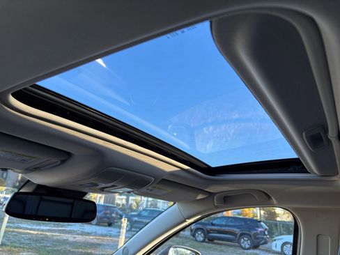 Used 2025 MAZDA CX-5 AWD 2.5 S w/ Preferred Package image 30