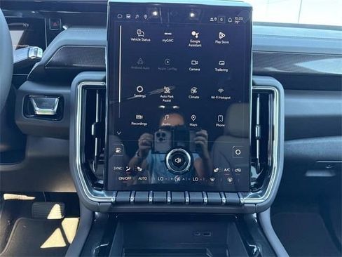 New 2026 GMC Yukon XL Elevation image 28