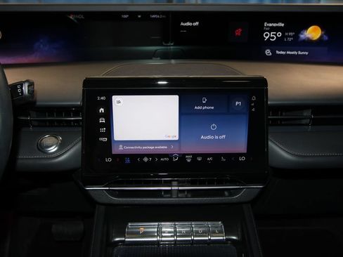 Used 2024 Lincoln Nautilus Premier w/ Equipment Group 102A AWD/4WD image 18