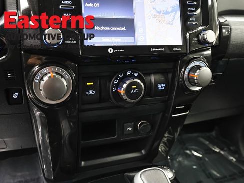 Used 2024 Toyota 4Runner TRD Off-Road Premium AWD/4WD image 20