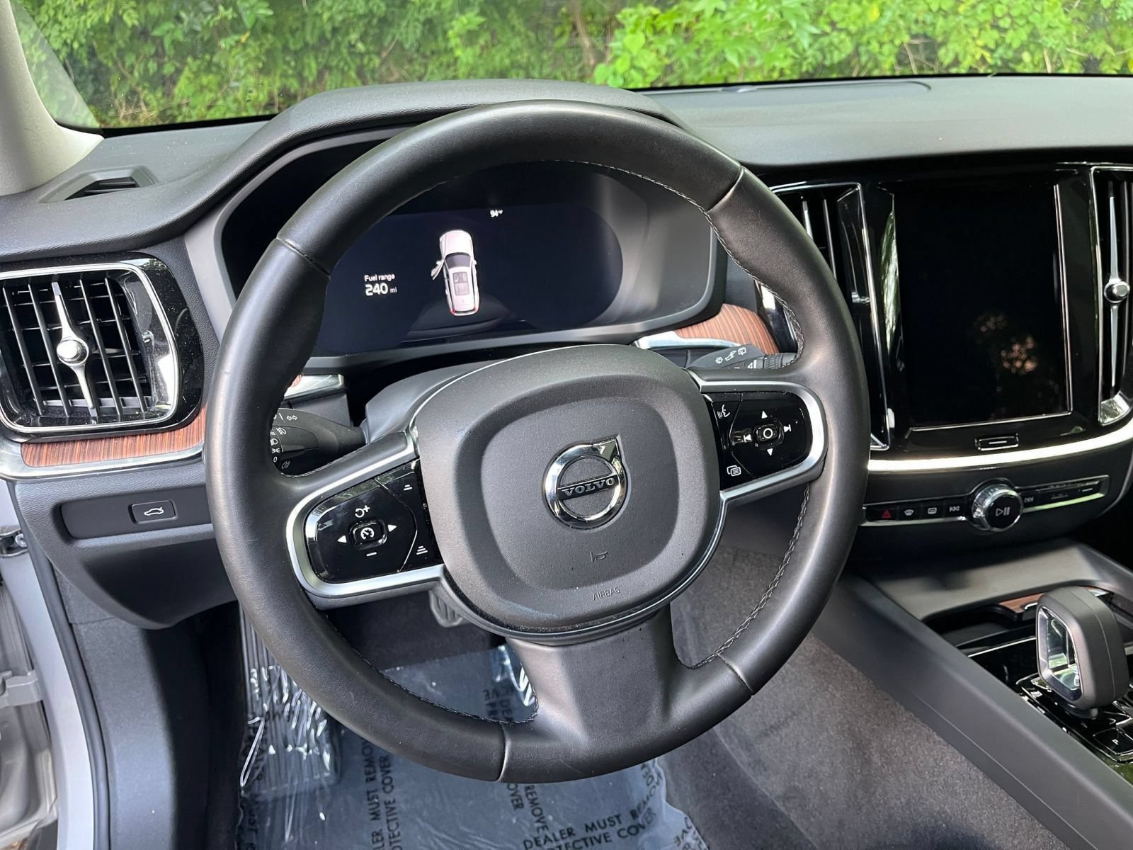Used 2025 Volvo V60 B5 Cross Country Plus AWD/4WD image 32