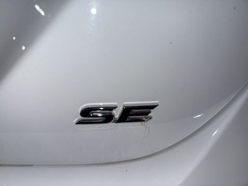 Used 2024 Toyota Camry SE FWD image 33