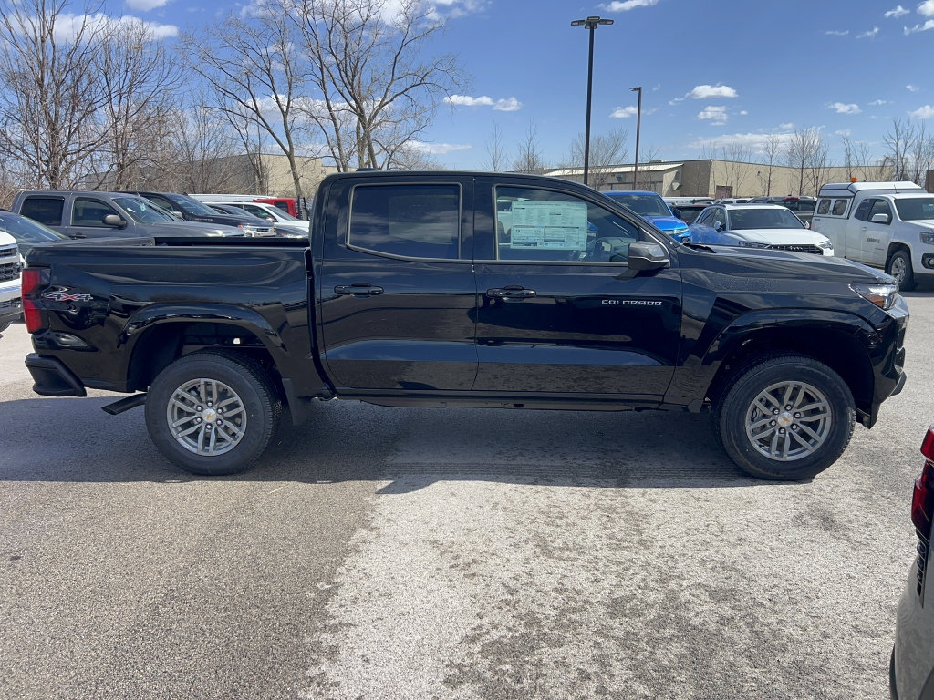 New 2026 Chevrolet Colorado LT w/ LT Convenience Package AWD/4WD image 4