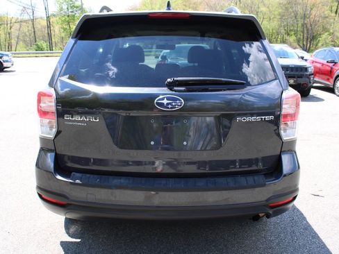 Used 2018 Subaru Forester 2.5i Premium w/ Protection Package #1 AWD/4WD image 9