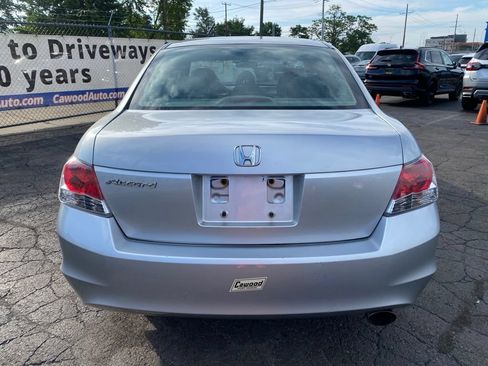 Used 2009 Honda Accord EX image 3
