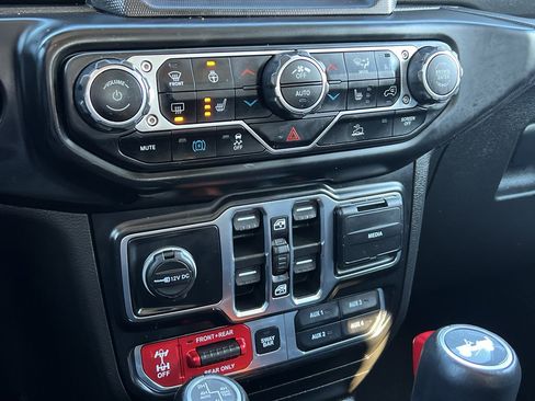 Used 2021 Jeep Wrangler Unlimited Rubicon 4xe w/ Cold Weather Group image 22