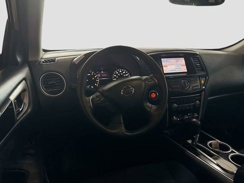 Used 2016 Nissan Pathfinder SV image 21