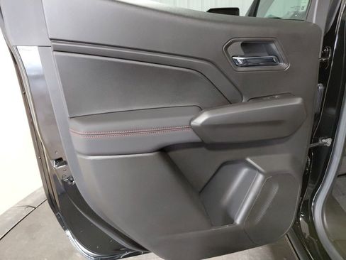 New 2026 Chevrolet Colorado Z71 w/ Technology Package AWD/4WD image 17
