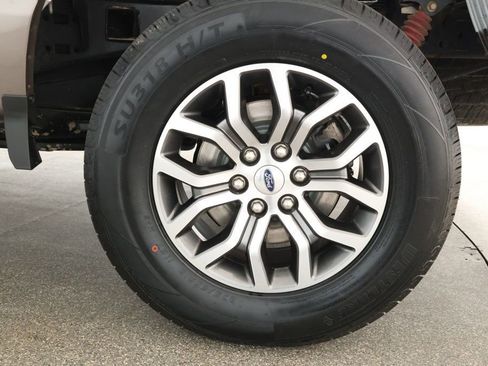 Used 2022 Ford F150 Lariat w/ Equipment Group 501A Mid image 7