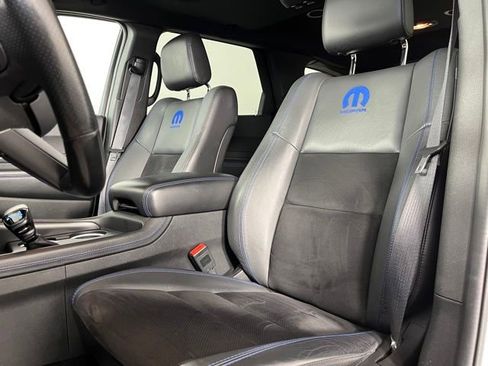 Used 2022 Dodge Durango R/T w/ Tow 'N Go Package AWD/4WD image 17