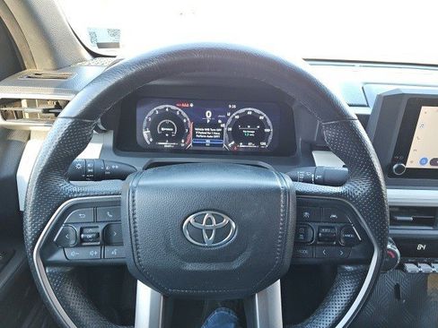 Used 2024 Toyota Tacoma TRD Off-Road image 20