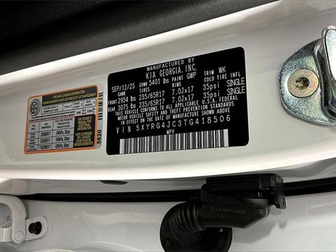 New 2026 Kia Sorento LX image 14