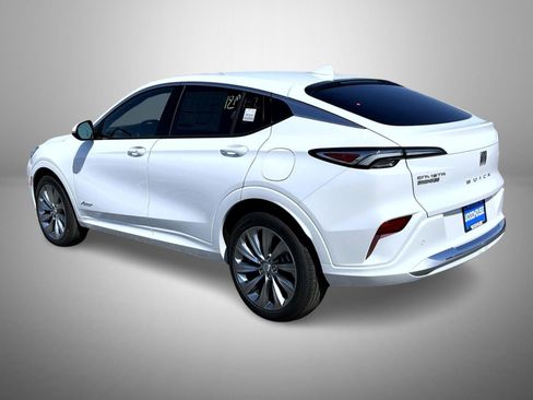 New 2025 Buick Envista Avenir image 7