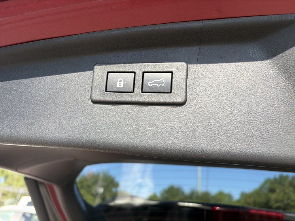 Used 2023 Subaru Outback Limited AWD/4WD image 30