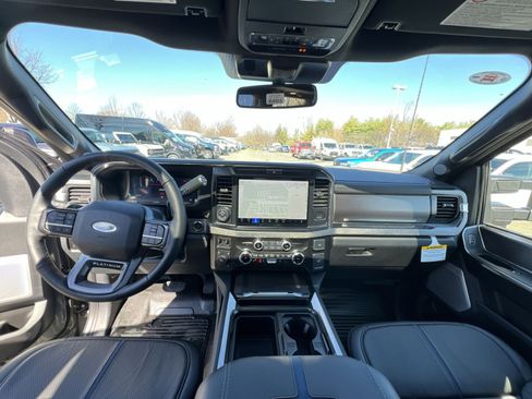 New 2026 Ford F450 Platinum image 23