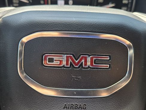 Used 2021 GMC Yukon XL AT4 w/ AT4 Premium Plus Package AWD/4WD image 28