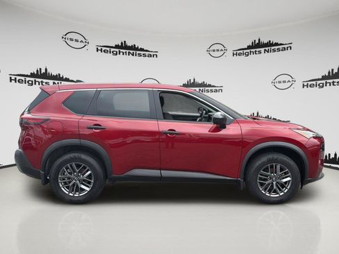 Used 2023 Nissan Rogue S AWD/4WD image 6